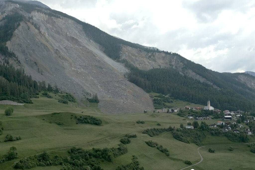 Brienz: Deutliche Beschleunigung im Plateau Ost