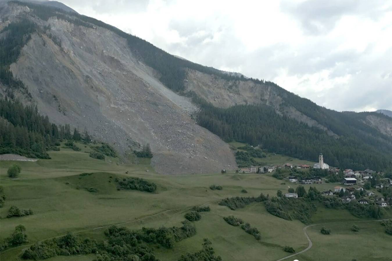 Brienz: Deutliche Beschleunigung im Plateau Ost