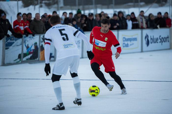 Schweiz schlägt Deutschland im Final der Schneefussball-WM in Arosa