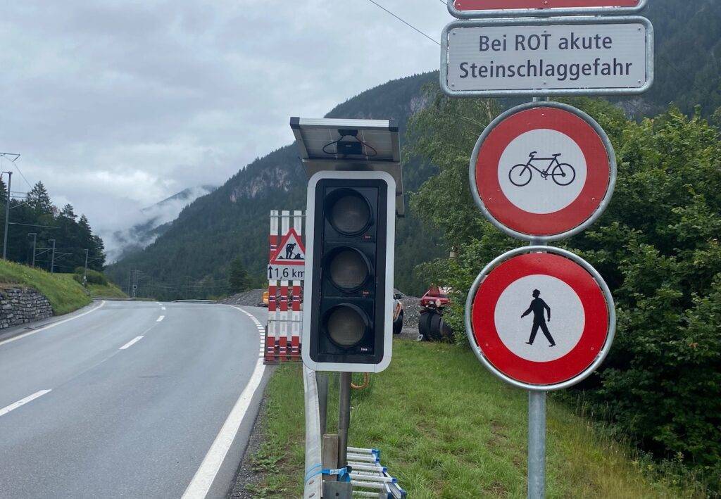 Kleinere Felsstürze beschleunigen die «Schutthalde oben»