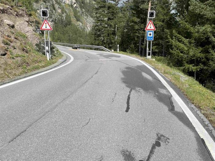 Töff-Fahrer verursacht Selbstunfall