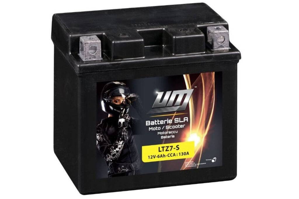 Winter- und Sommertipps zur Pflege Ihrer Autobatterie in der Schweiz