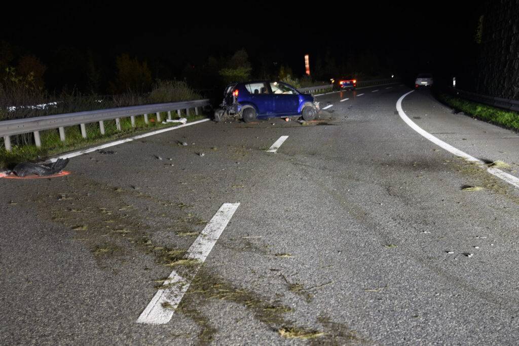 Drei Autos in Domat/Ems in Unfall verwickelt