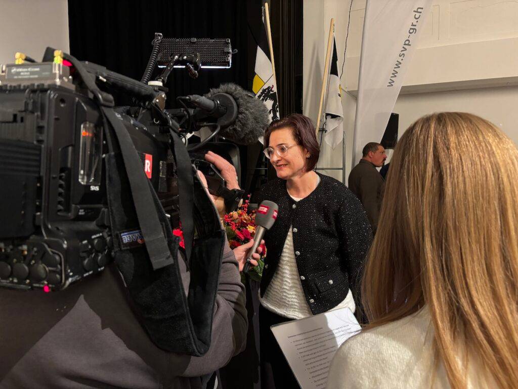 SVP steigt mit Valérie Favre Accola ins Regierungsrats-Rennen