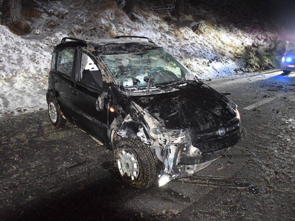 Automobilistin alkoholisiert verunfallt