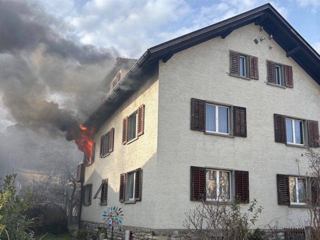 Grosser Sachschaden nach Wohnungsbrand